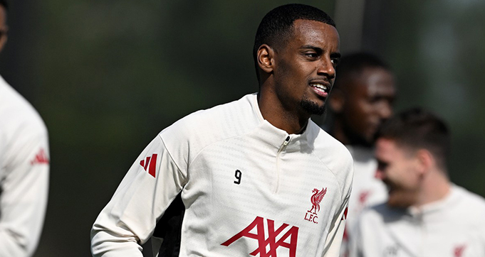 Debut Bagus Alexander Isak Bersama Liverpool